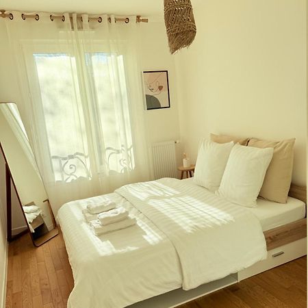 Cozy Apartment Near Paris Clamart Bagian luar foto