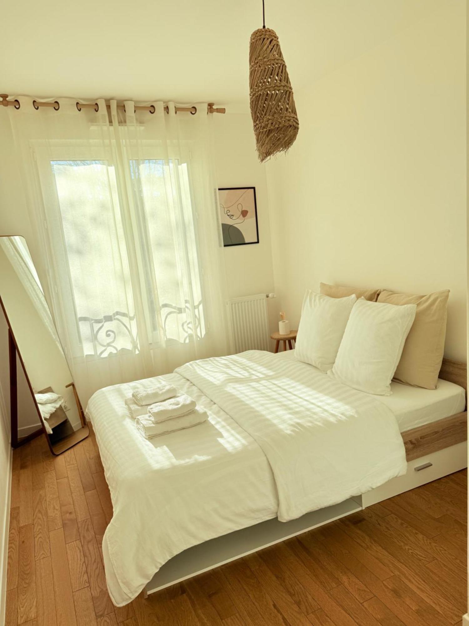 Cozy Apartment Near Paris Clamart Bagian luar foto